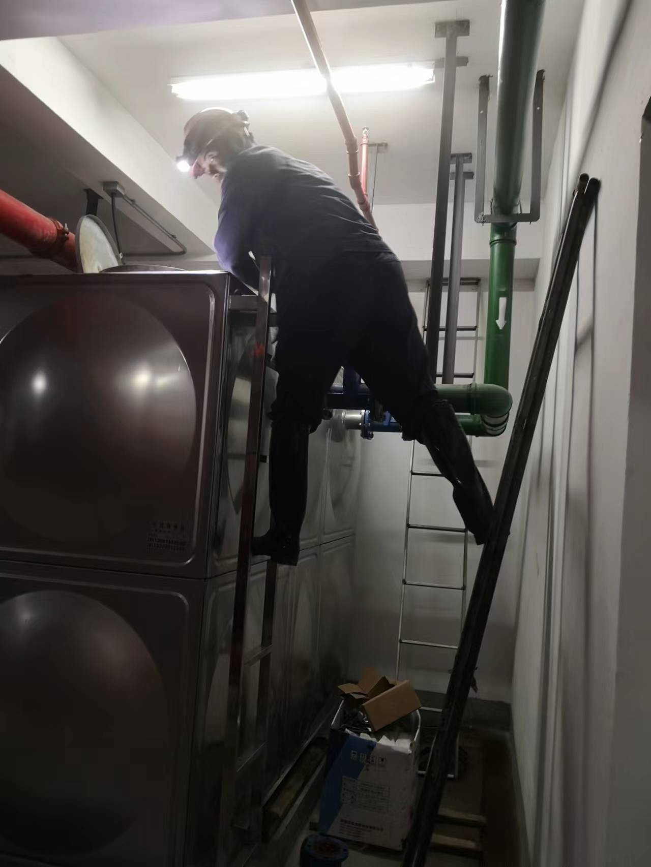 闵行梅陇新村物业水箱清洗